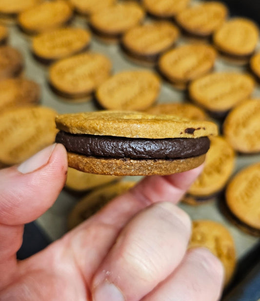 Boîte OEUFS au CHOCOLAT